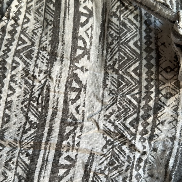 Cali 1850 Los Angeles Tribal Print Shorts Size L with front and back pockets! - Picture 3 of 10